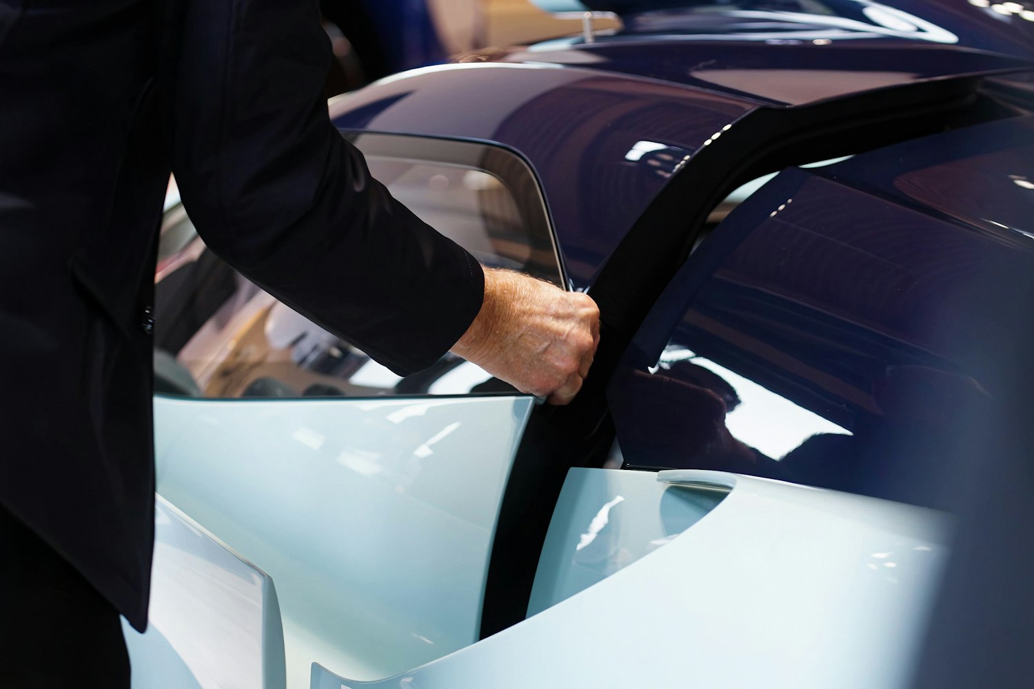 18 2511 BUGATTI-Last-Bolide